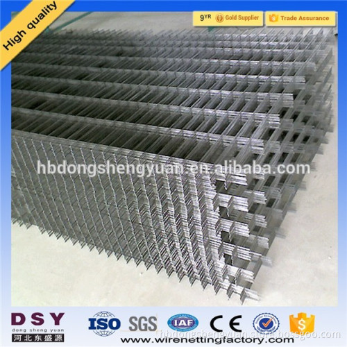 China manufacturer hot sell Galvanized welded wire mesh panel or roll , pvc coated Welded Wire Mesh